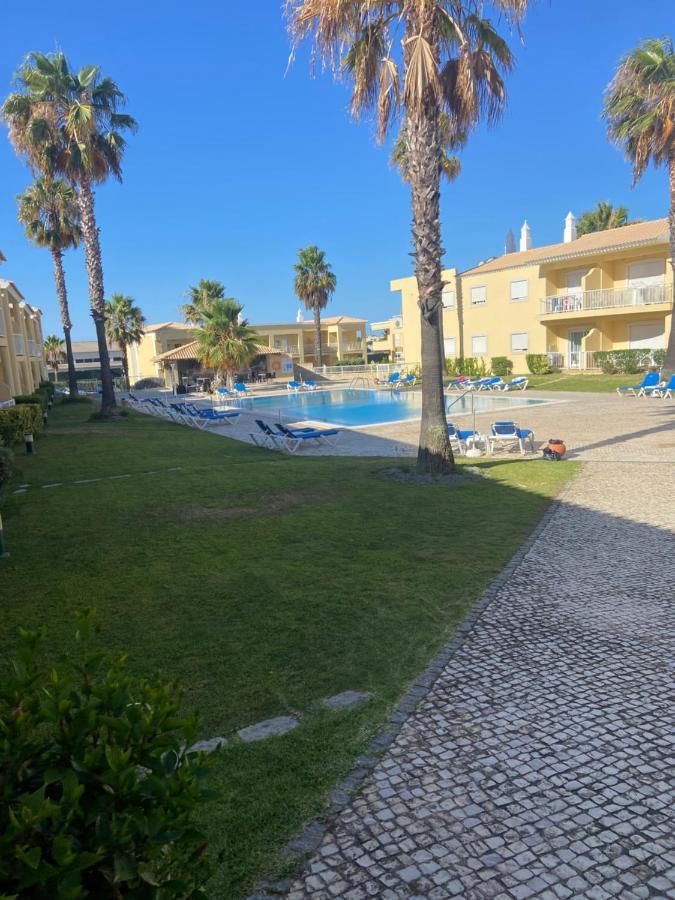 Parra Home Holidays - Close To Gale Beach Guia  Buitenkant foto